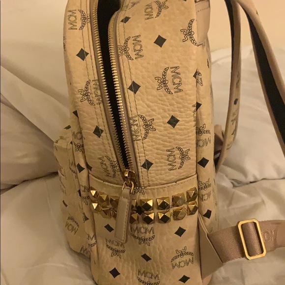 mcm backpack - Picture 3 of 4